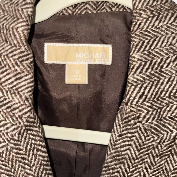 MICHAEL KORS BROWN ZIPPERED POCKETS BUTTON CLOSE BLAZER SIZE 12 - Picture 3 of 3